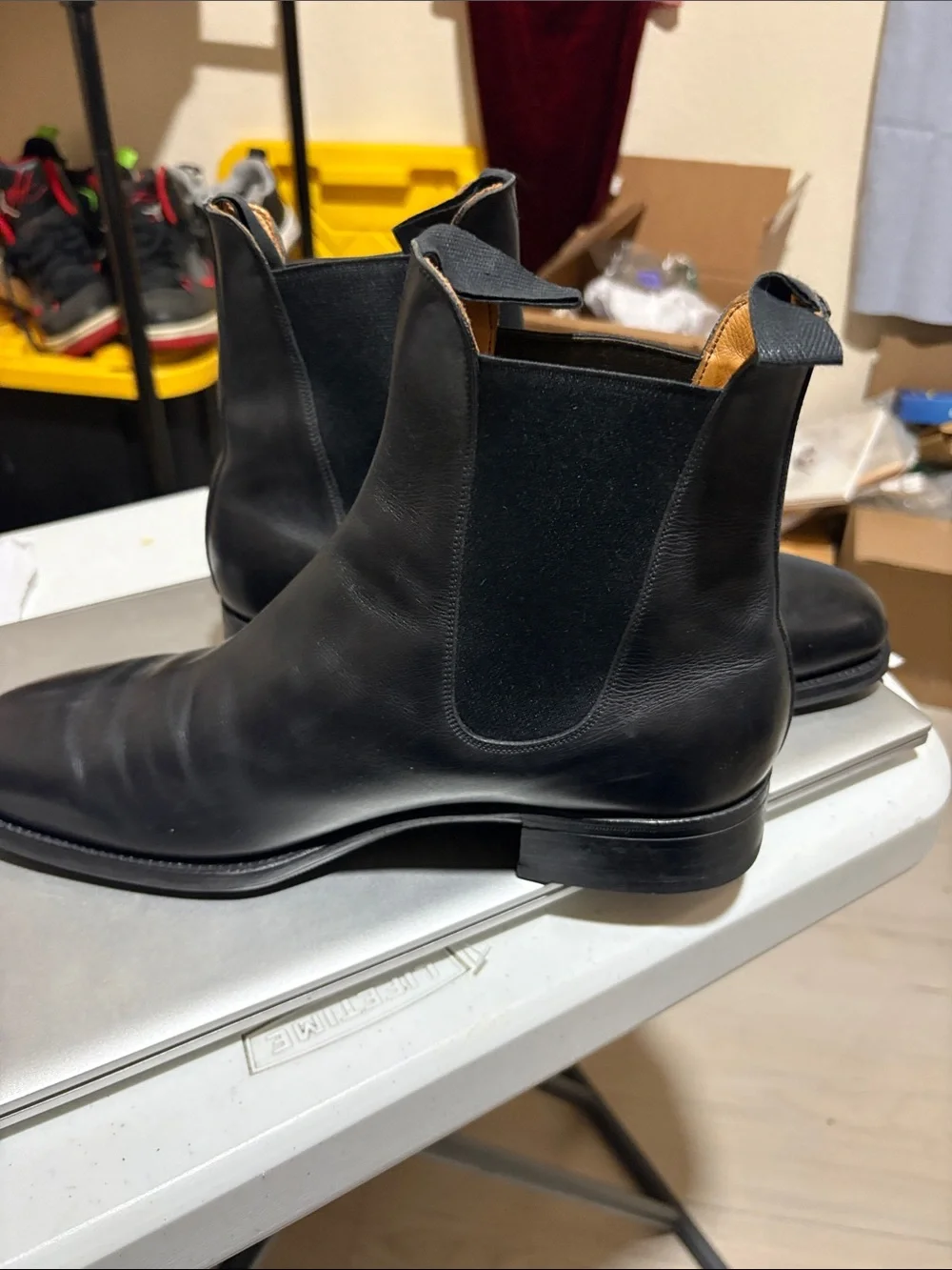 Classic Black Leather Chukka Boots - Timeless Men’s Chelsea-Style Boot